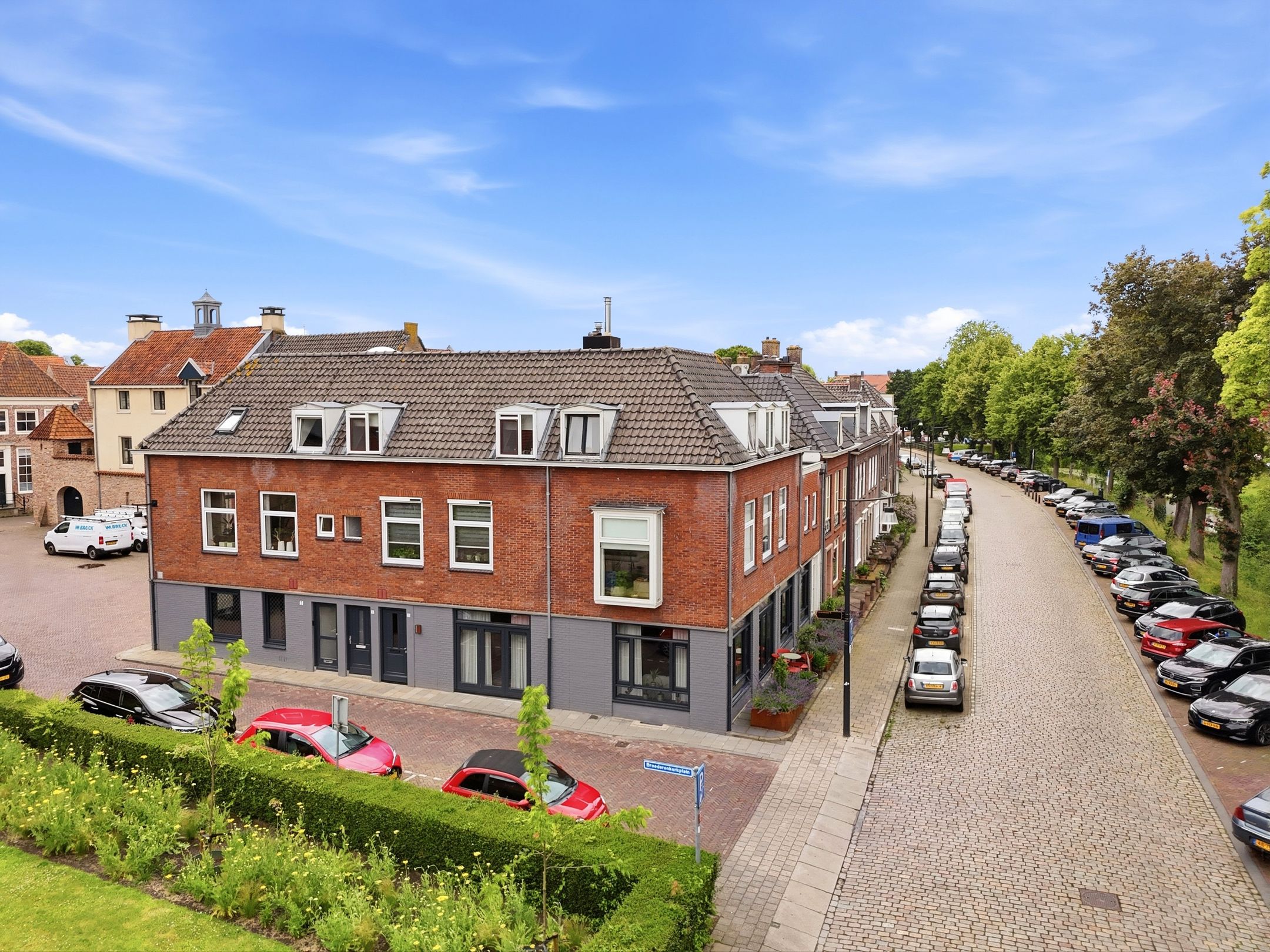 Foto 48 van Broederenkerkplein 1