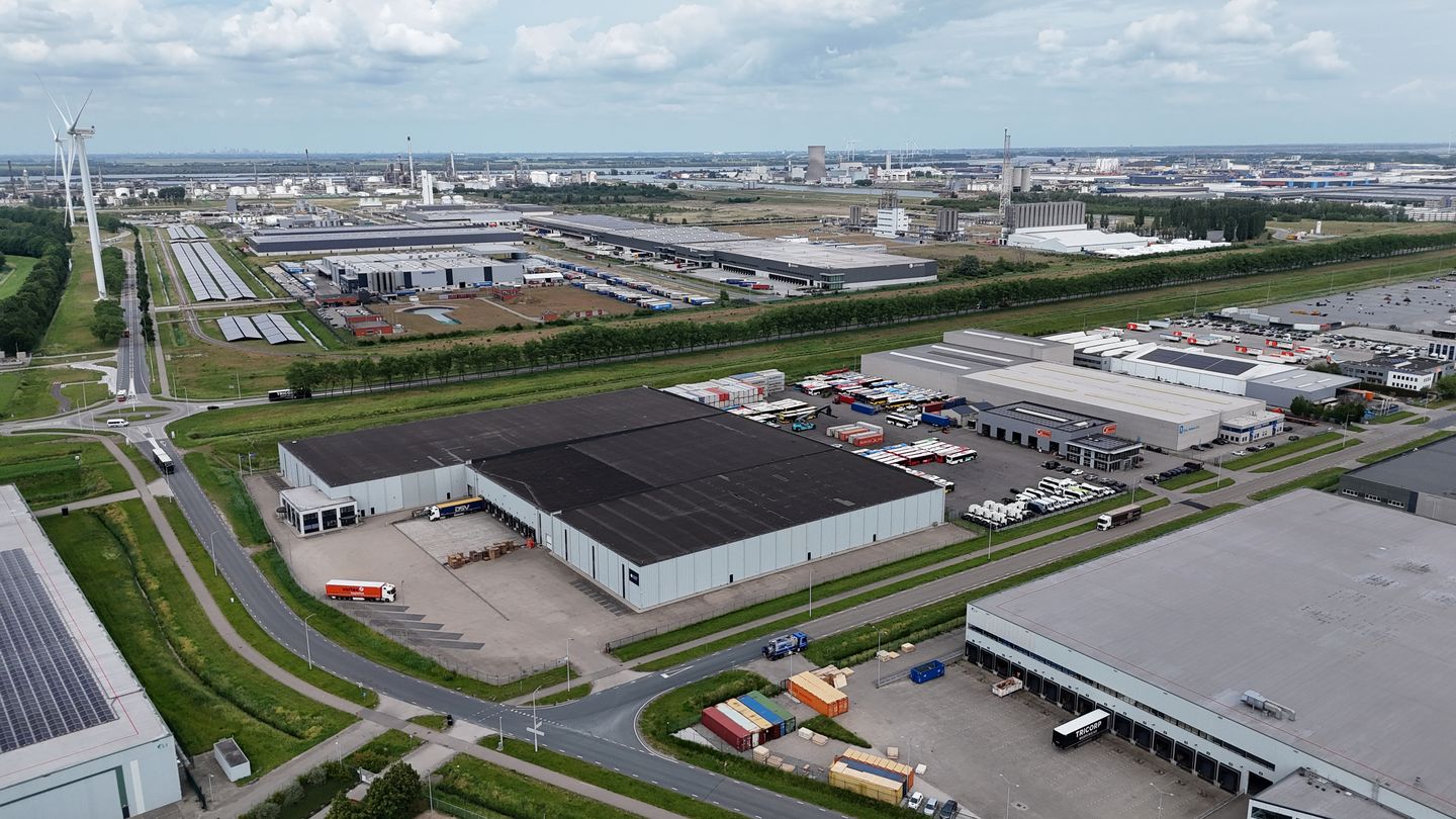 Bekijk foto 3 van Tradeboulevard 1