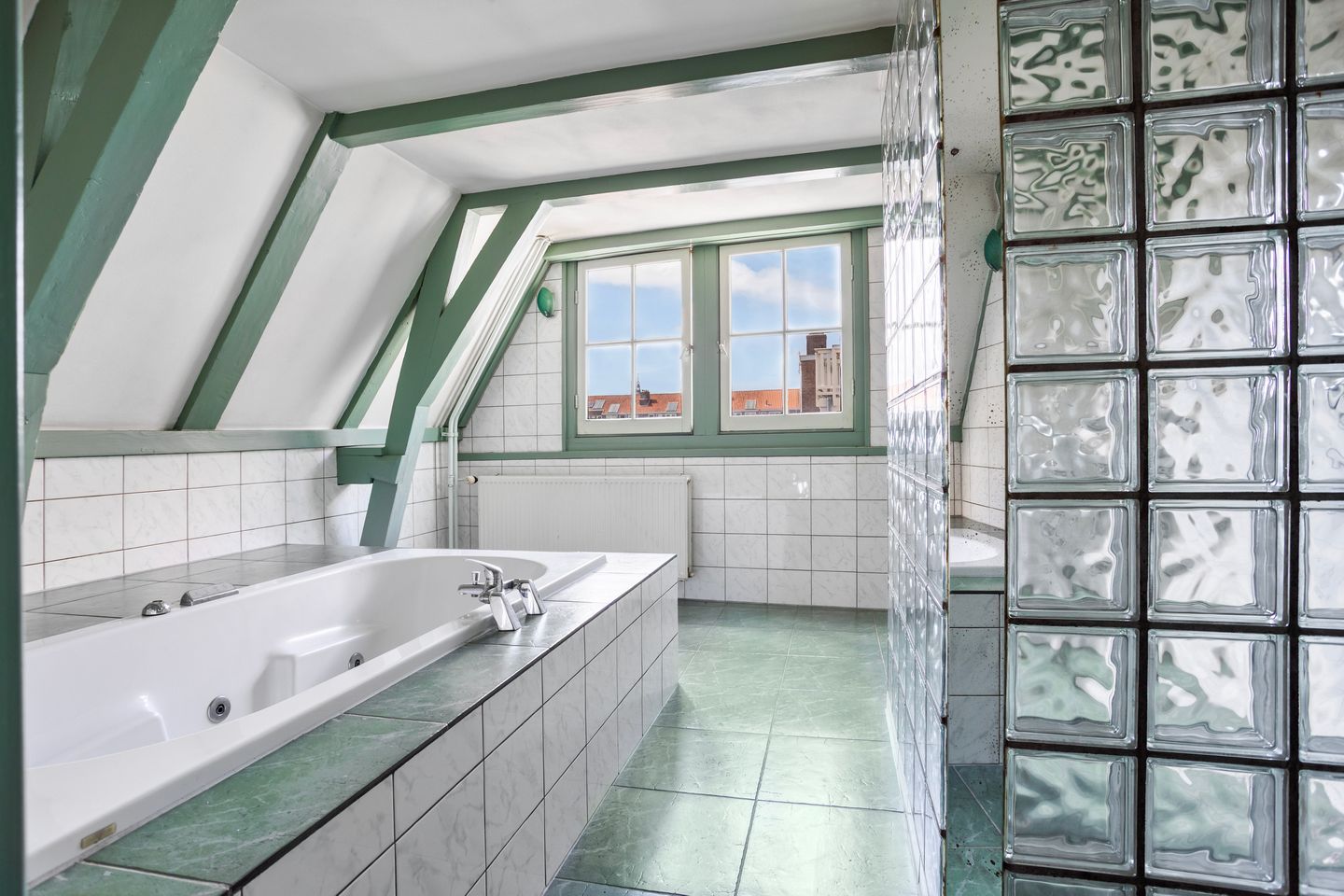 Photo 25 of Oudeschans 8-2