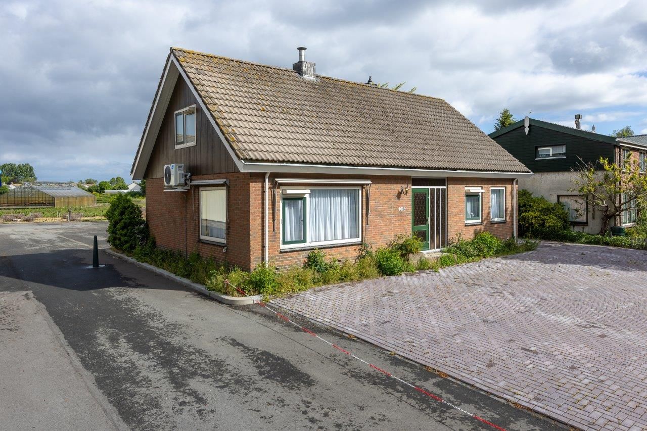 View photo 3 of Hoofdweg 1619-1623