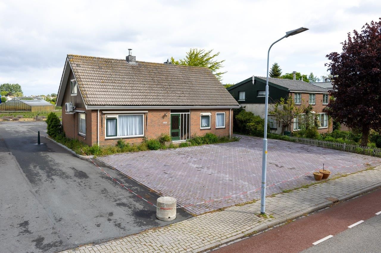 View photo 2 of Hoofdweg 1619-1623