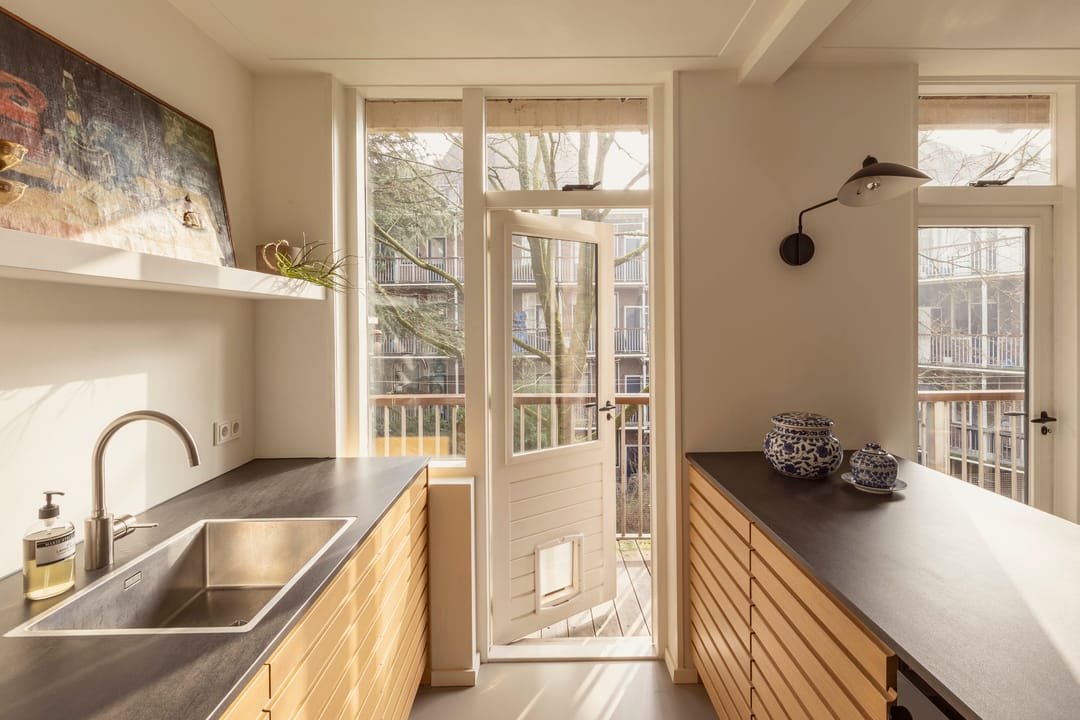 Photo 8 of Van Neckstraat 33