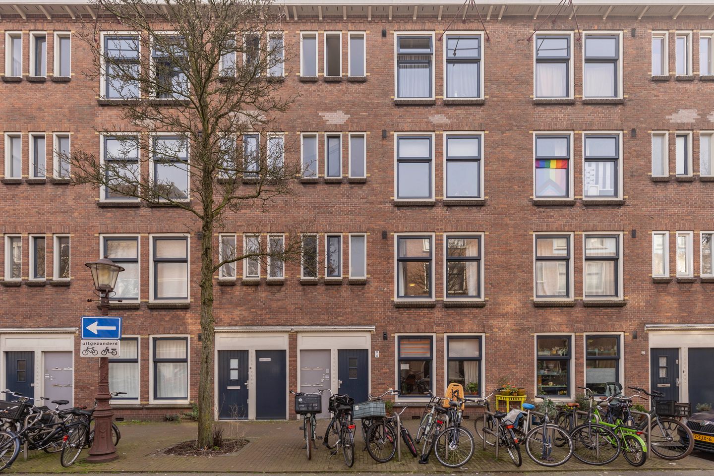 Photo 5 of Van Neckstraat 33