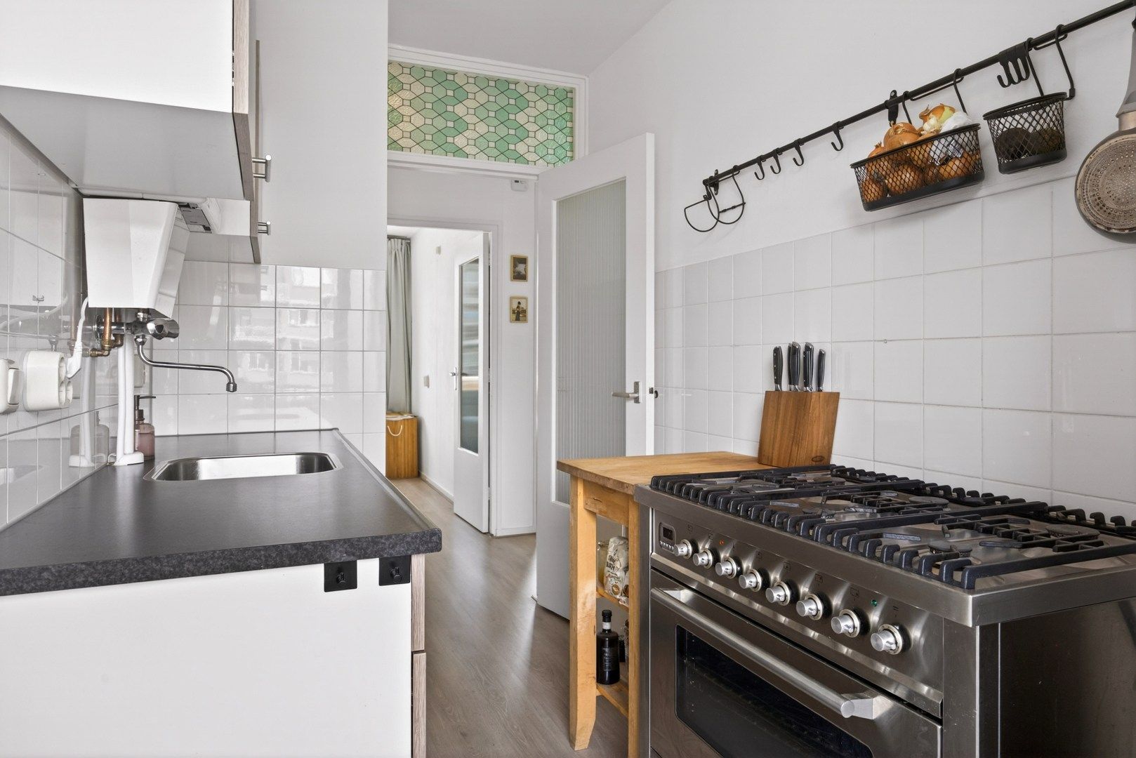 Photo 21 of Barnsteenstraat 13