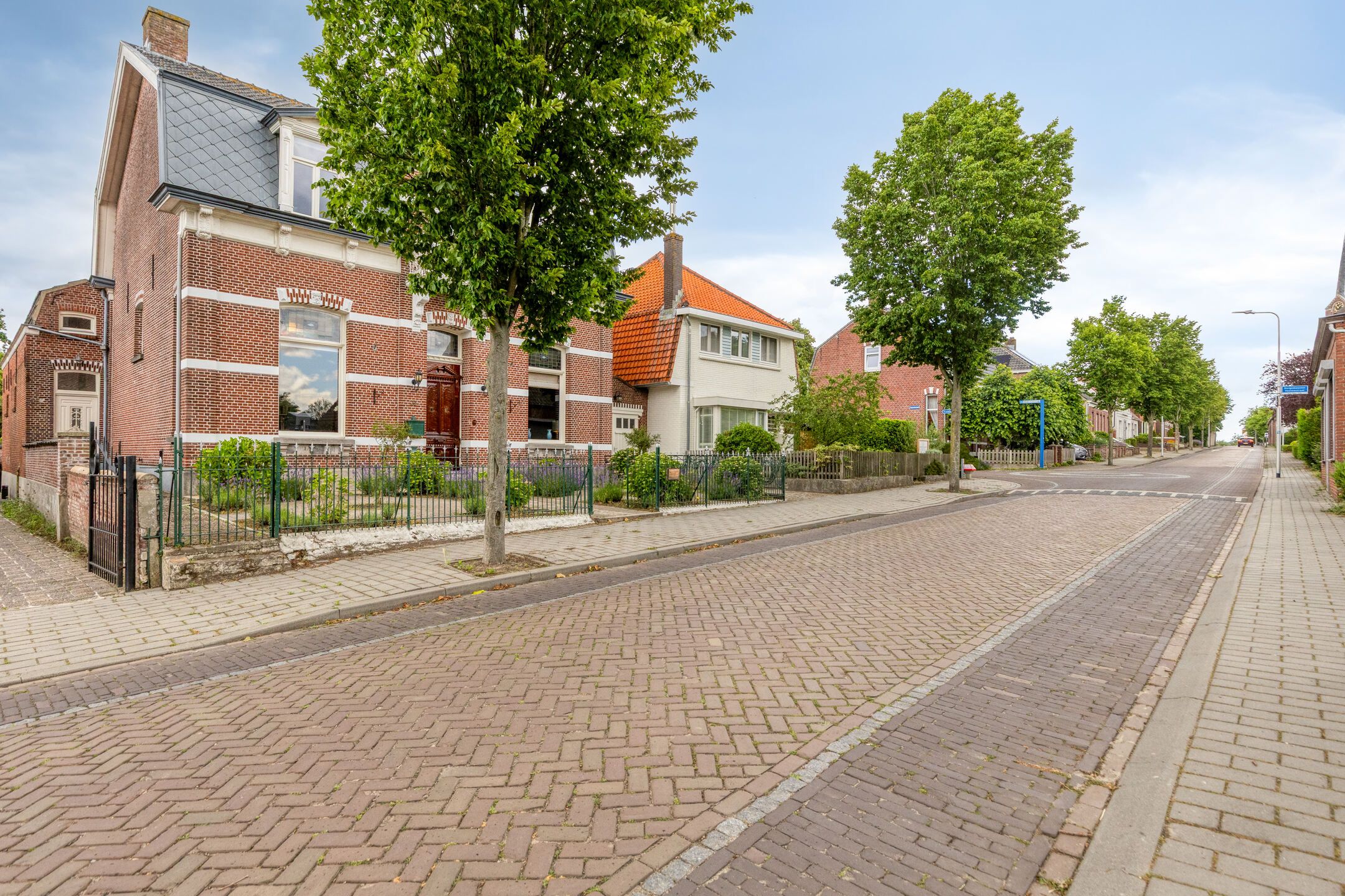 Photo 60 of Burgemeester Voetenstr 23