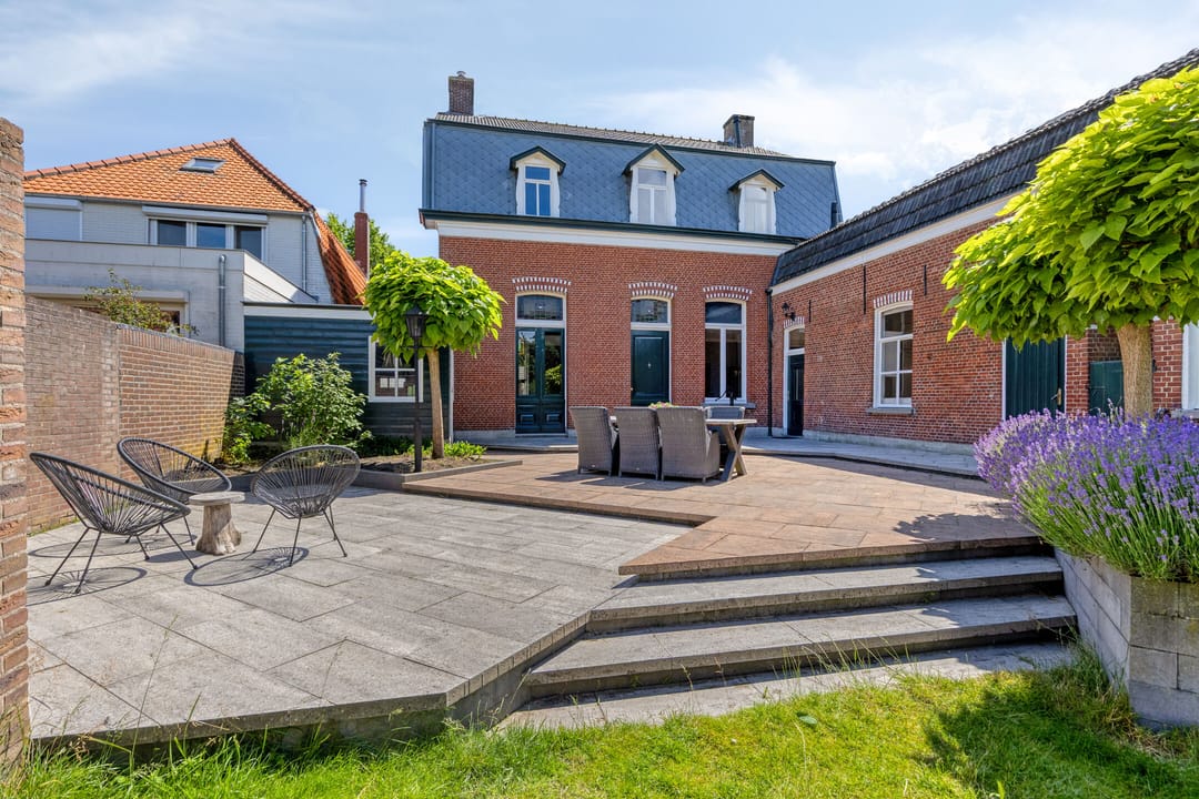Photo 47 of Burgemeester Voetenstr 23