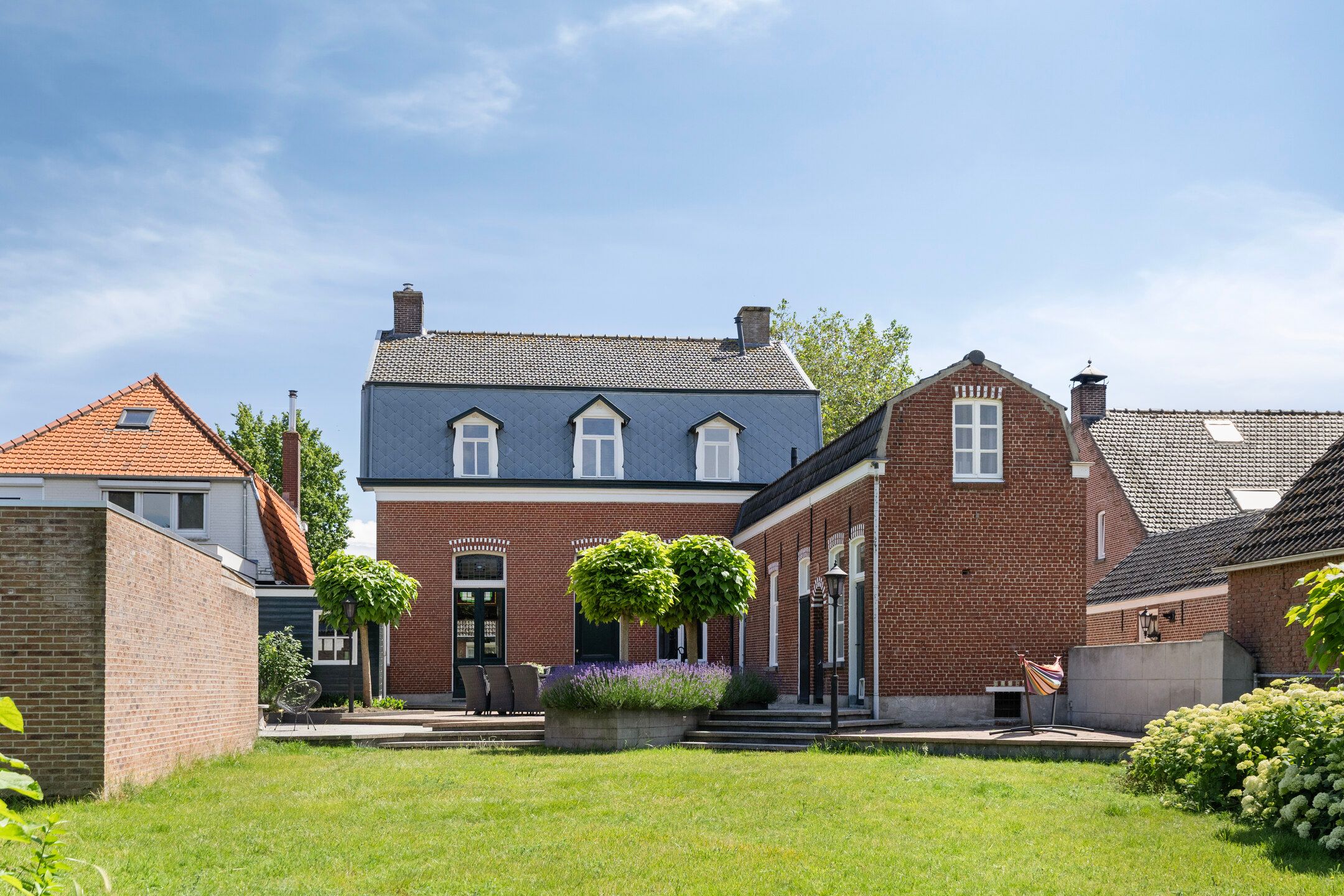 Photo 3 of Burgemeester Voetenstr 23