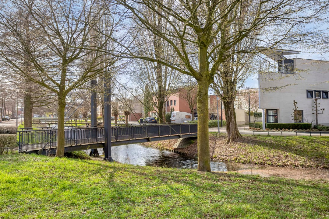 Foto 46 van Schout van Wijngaertlaan 2