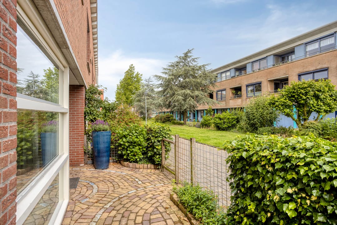 Photo 32 of Dokter Brugmanstraat 118