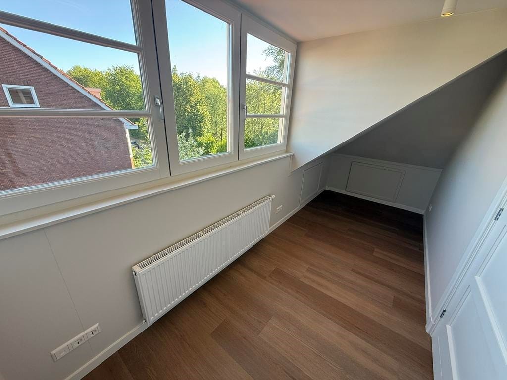 Photo 19 of Burgemeester van Damstraat 15