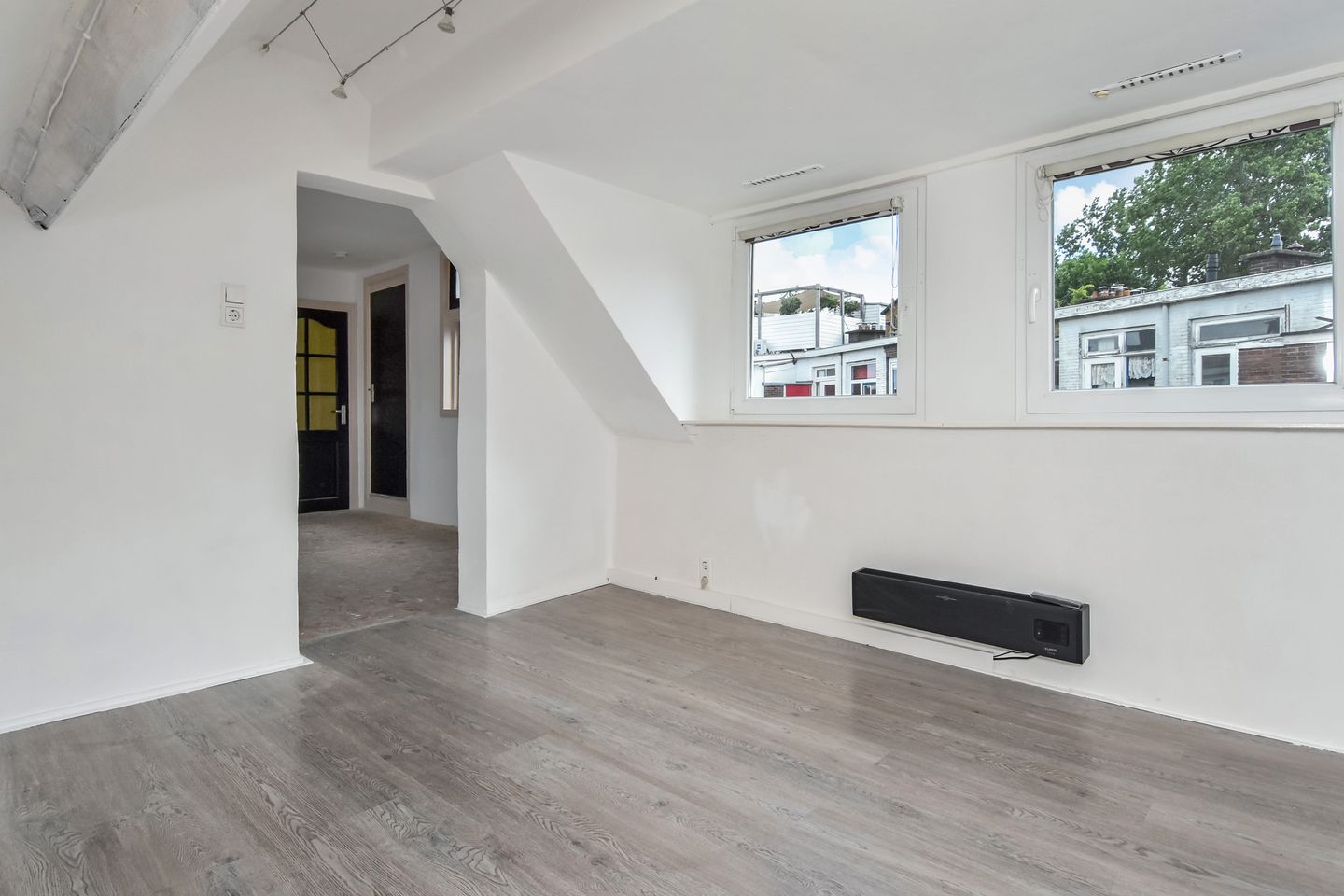 Photo 20 of Tonystraat 42
