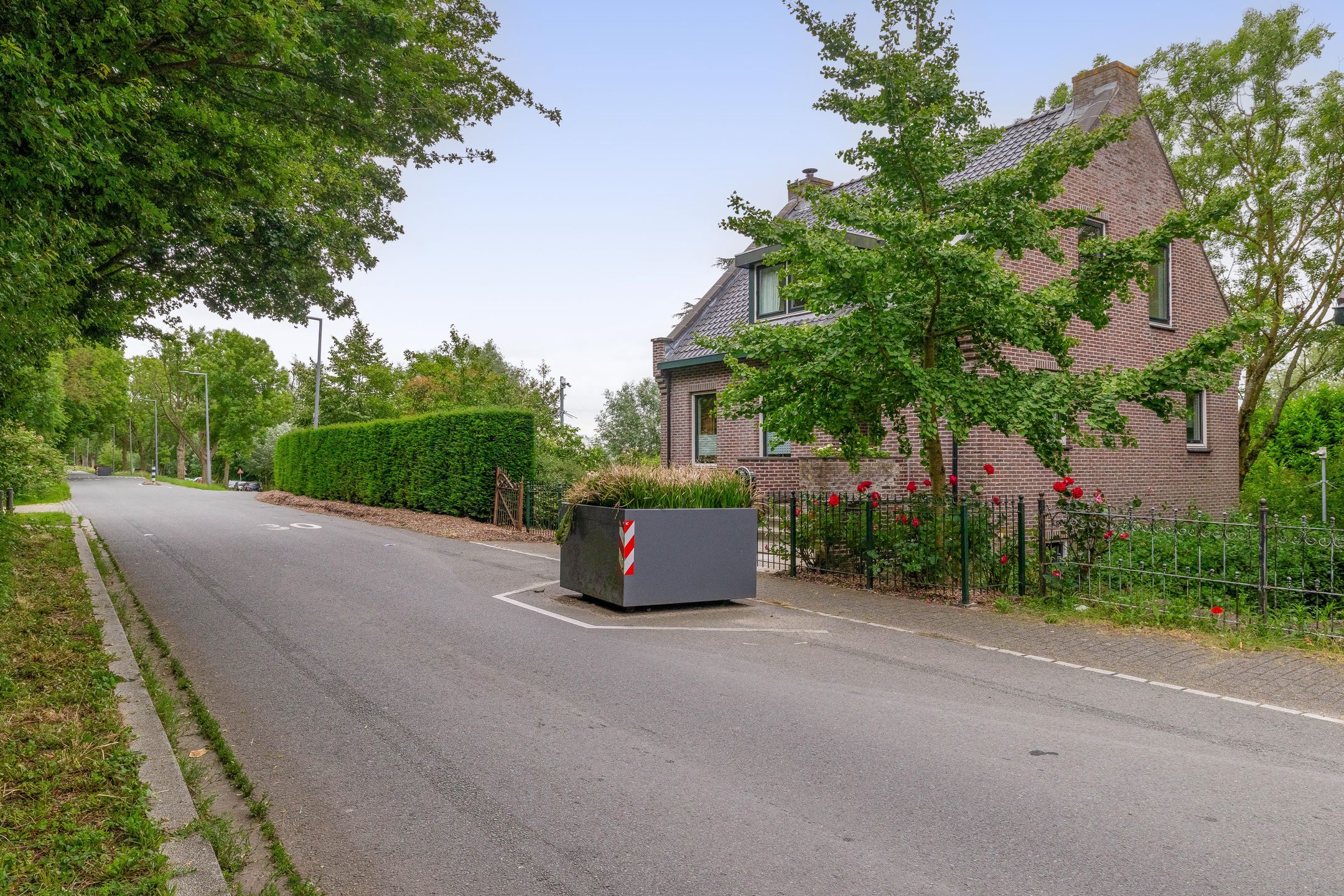 Foto 42 van Charloisse Lagedijk 904