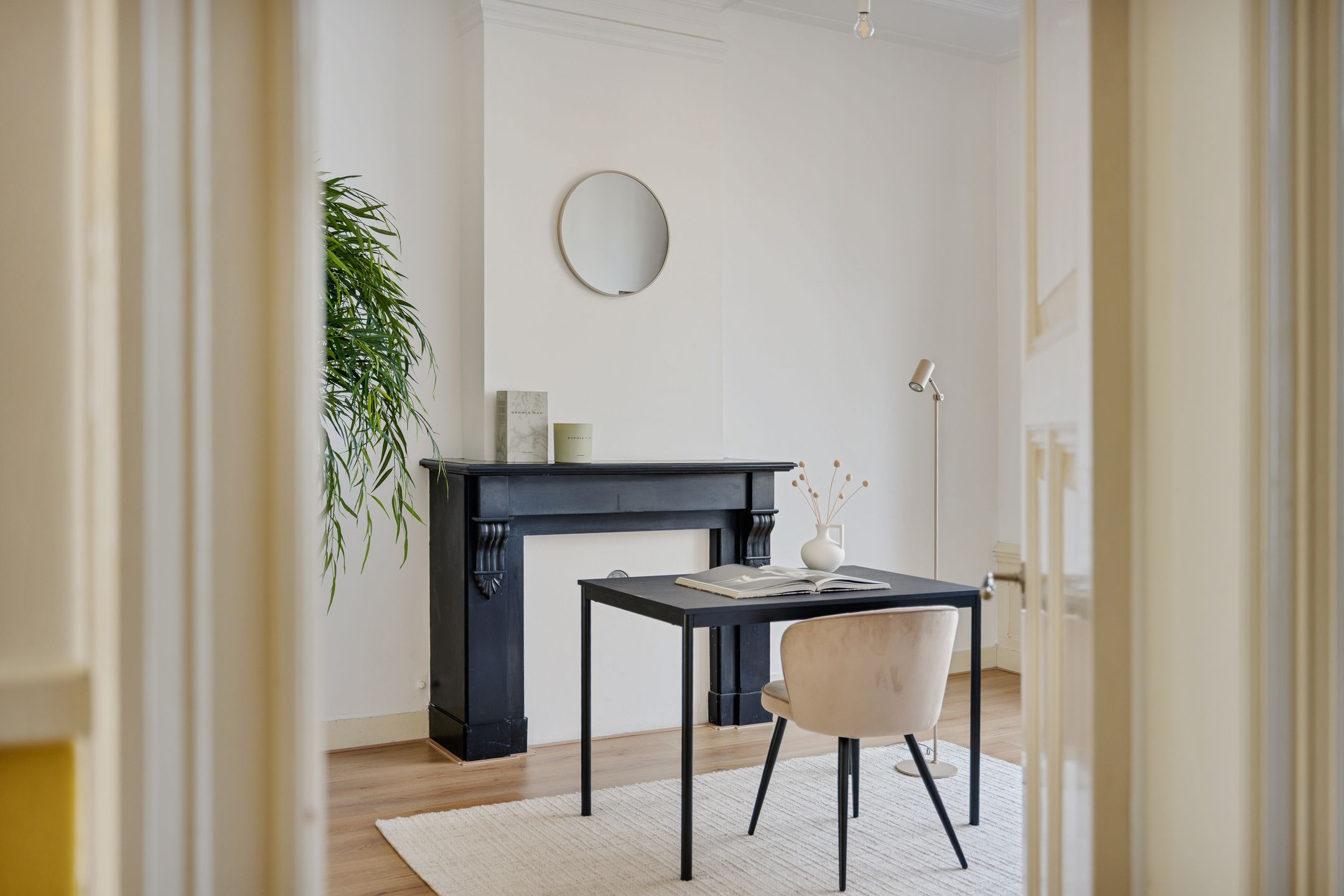 Photo 42 of Obrechtstraat 13