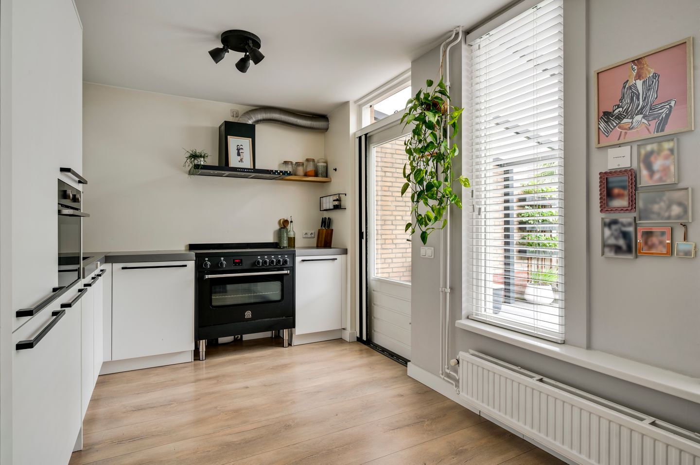 Photo 20 of Van Blitterswijckstraat 16