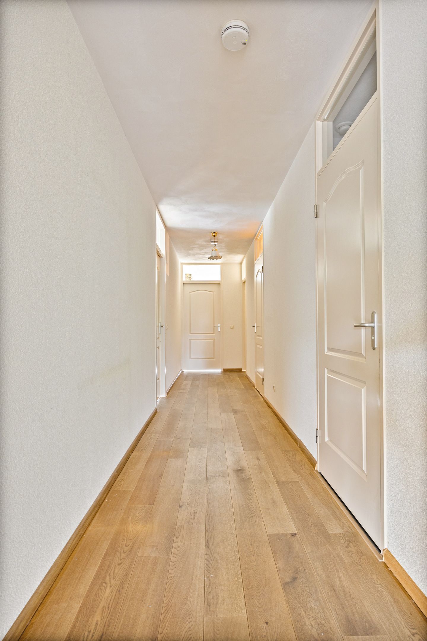 Foto 10 van Raadhuisstraat 6