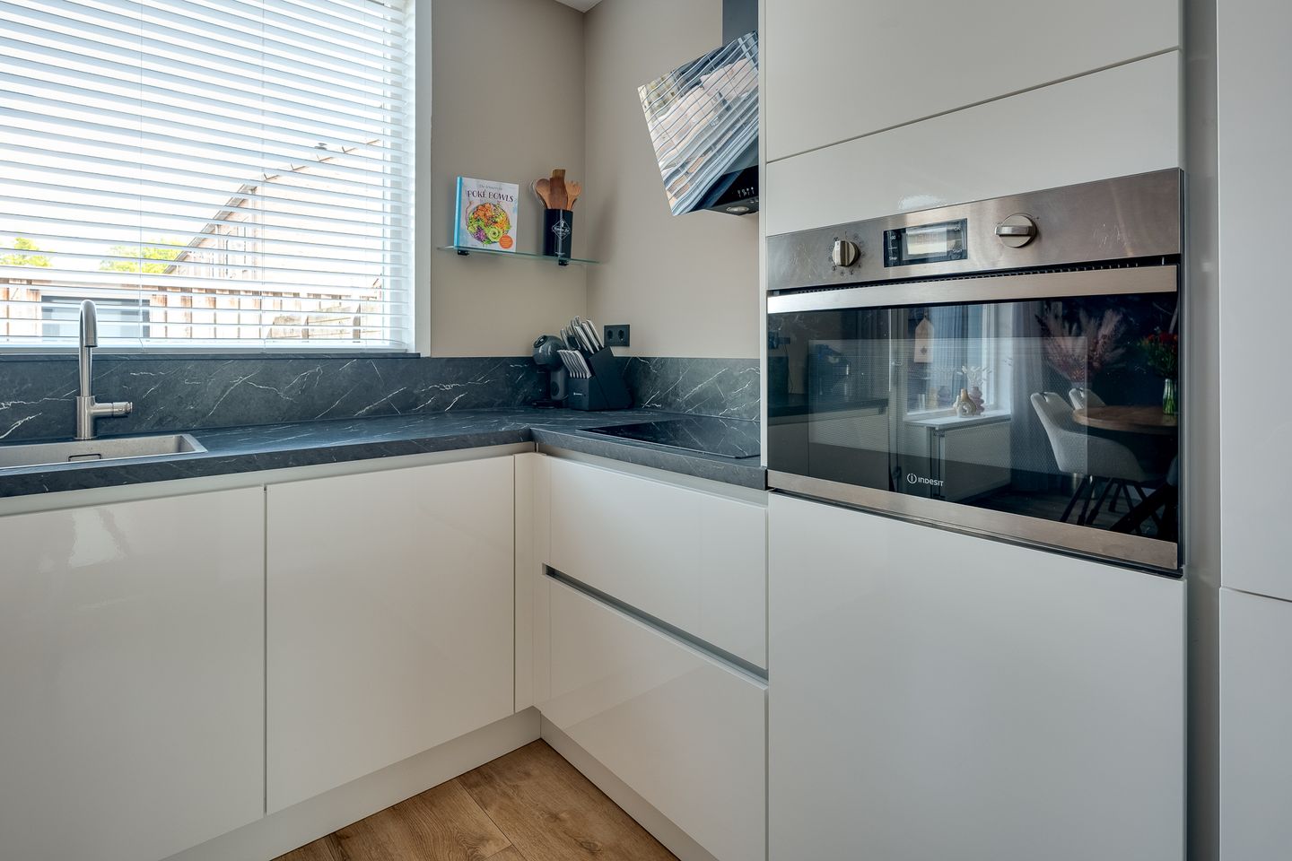 Photo 10 of Zuidenveld 14