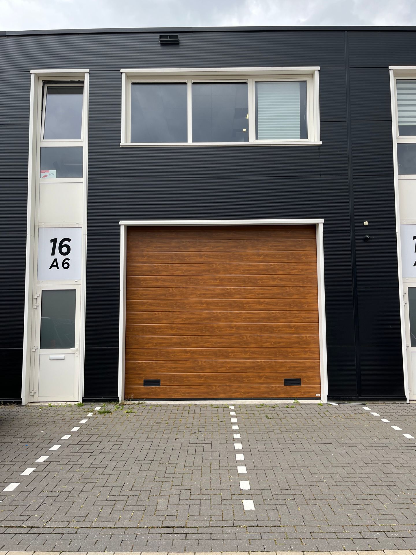 Bekijk foto 1 van Argon 16-a6