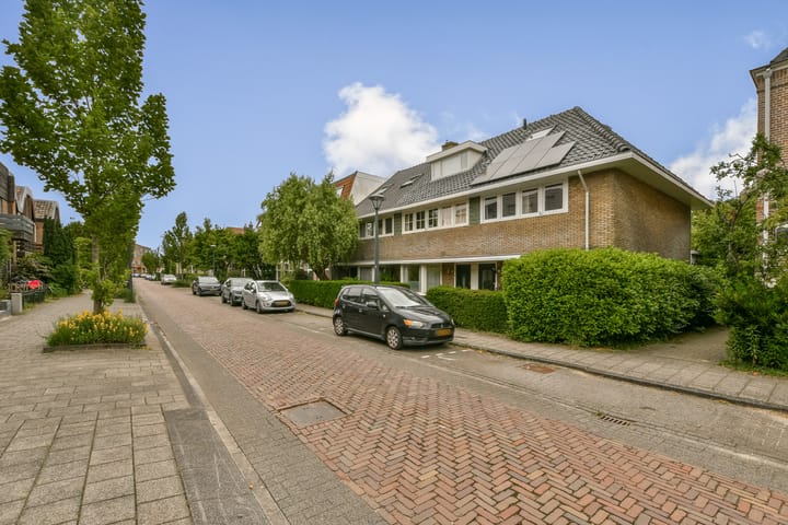 Photo 4 of Ouddiemerlaan 47