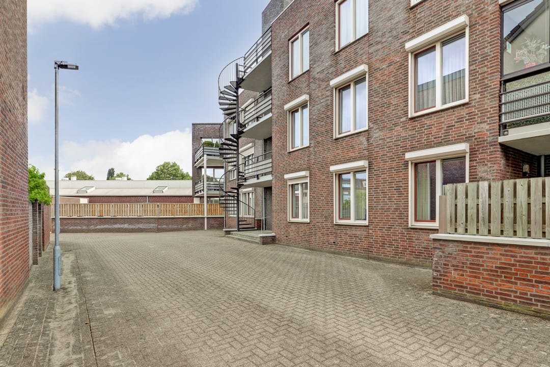 Photo 32 of Vijverhofstraat 26