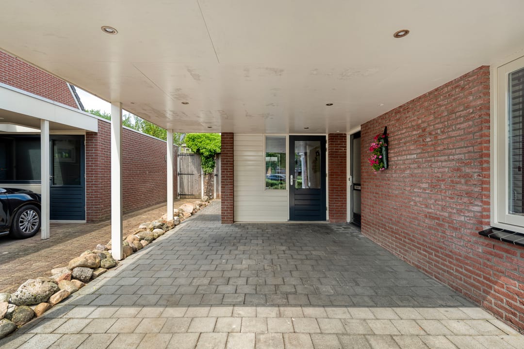 Photo 11 of Loorlaan 31
