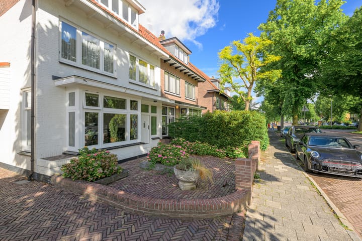 Hoekwoning te koop: Acacialaan 5, Leiderdorp