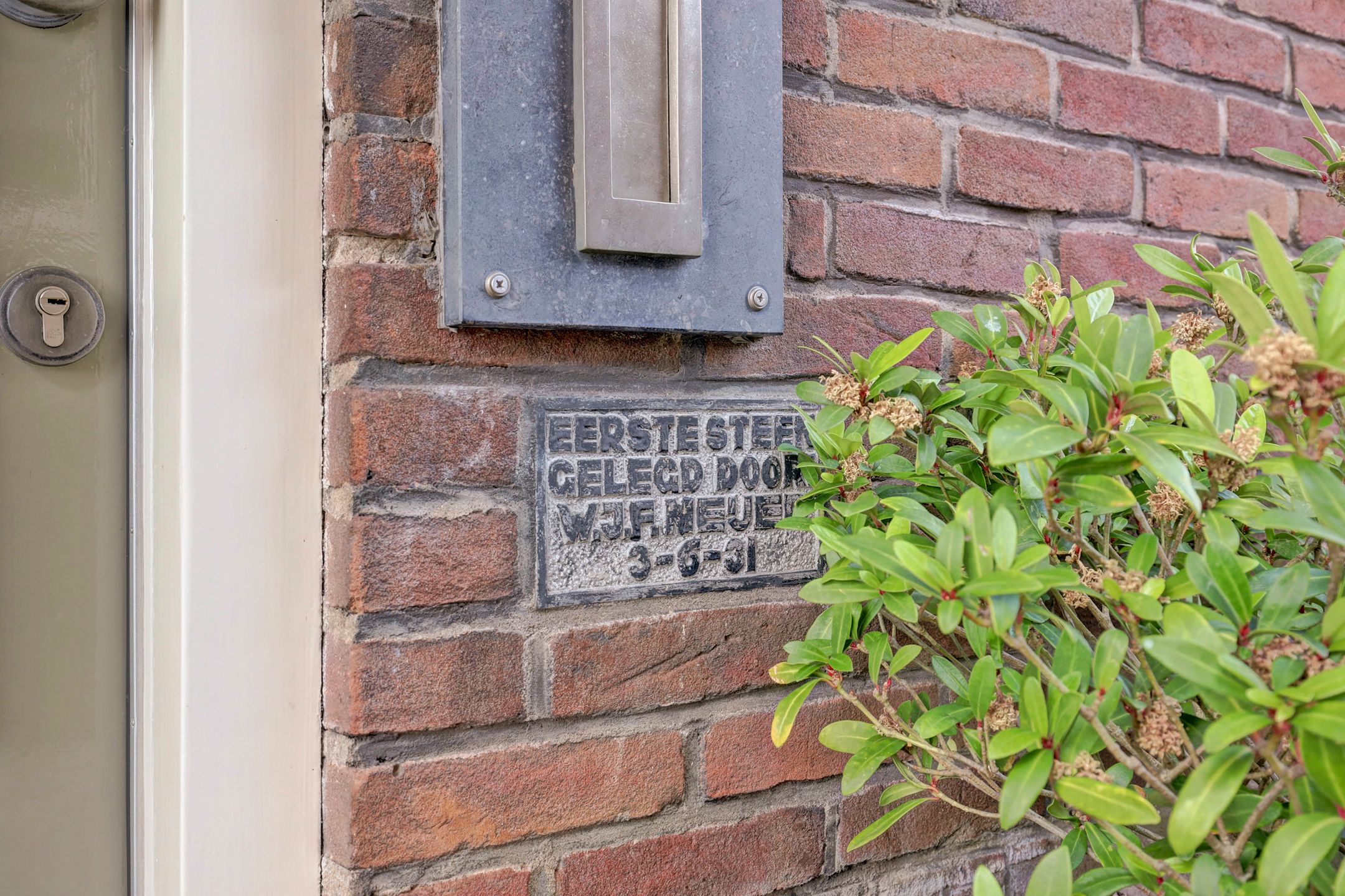 Photo 6 of Rozenstraat 2