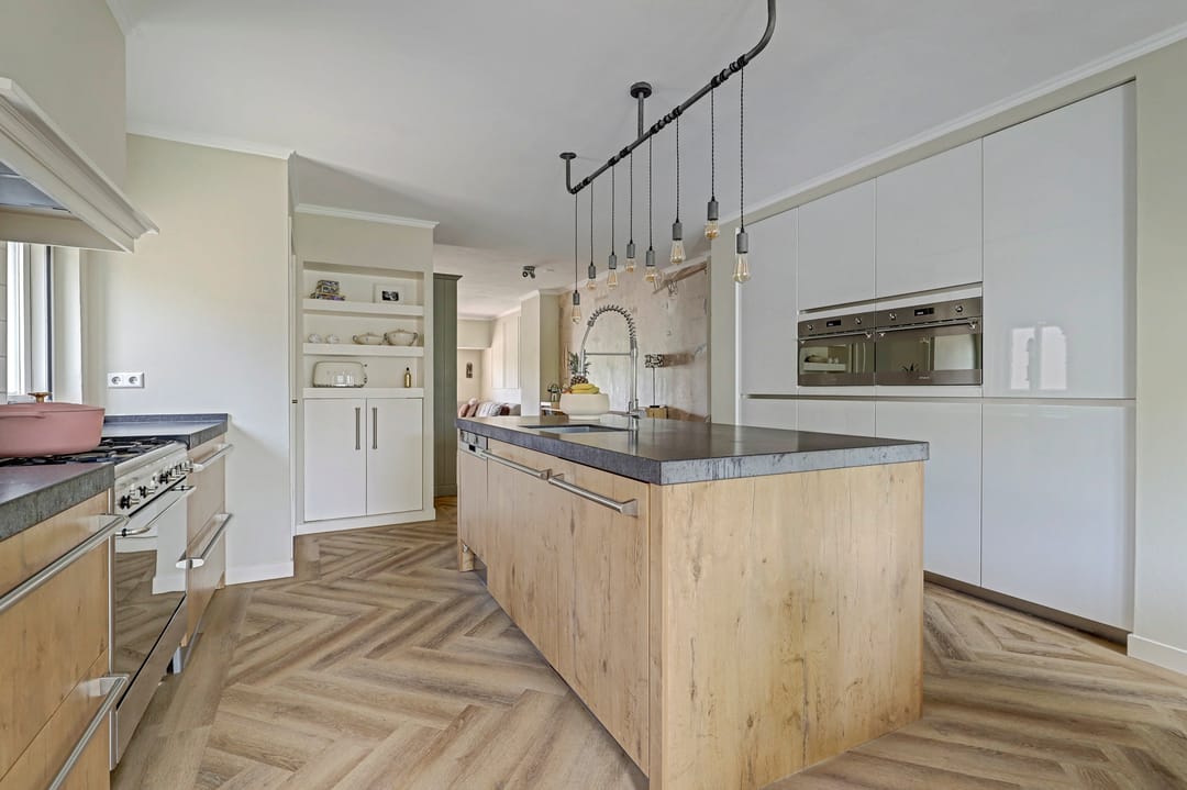 Photo 13 of Rozenstraat 2