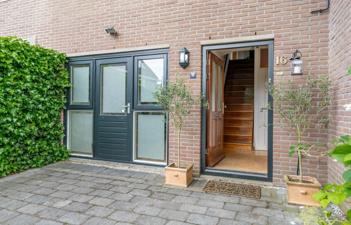 Foto 5 van Stern 16