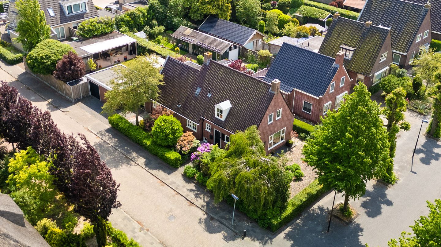 Foto 1 van Burgemeester Drijberweg 27