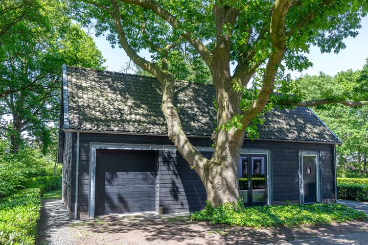 Vrijstaande woning te koop: Oude Nijkerkerweg 3, Putten