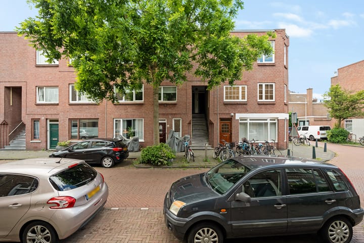 Photo 2 of Laurierstraat 56