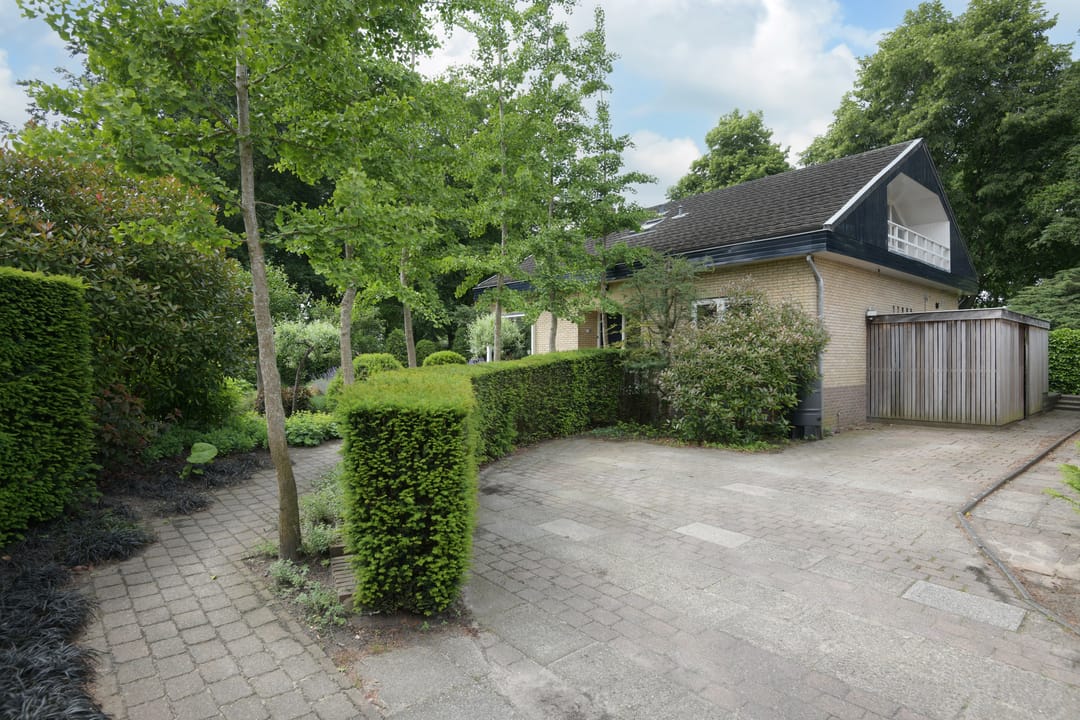 Photo 28 of Molitorstraat 3