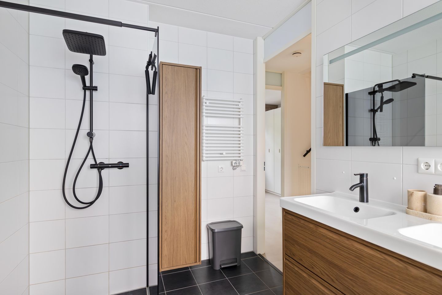 Foto 35 van Pioenstraat 187