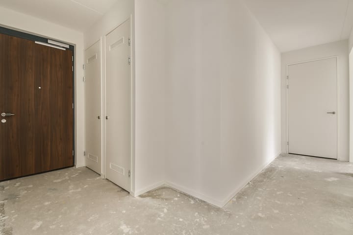 Appartement te koop: Grasweg 402, Amsterdam