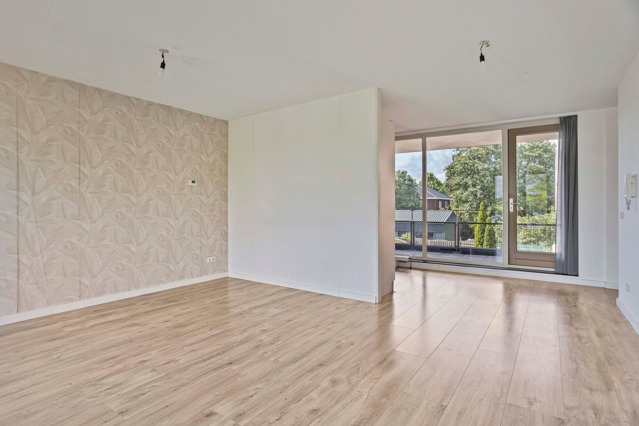 Elemastraat 45 Nieuw-Vennep - View 2