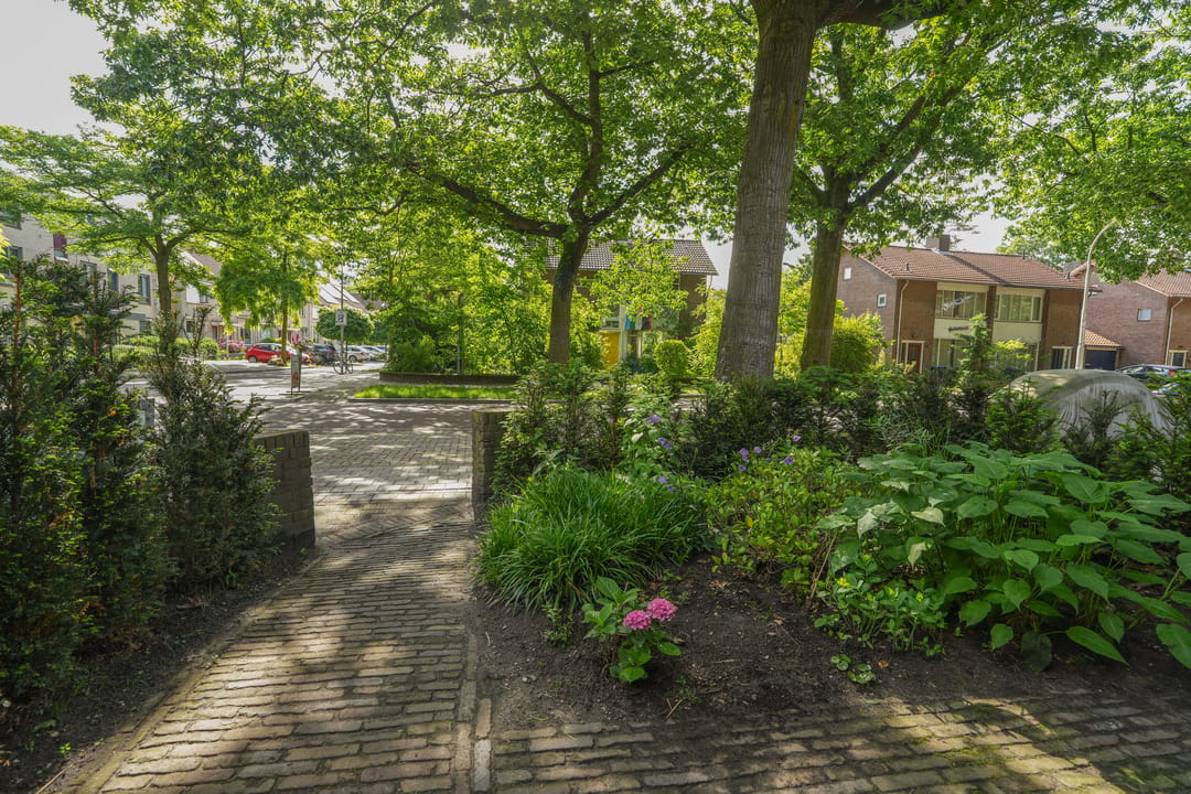 Photo 43 of Krayenhofflaan 34