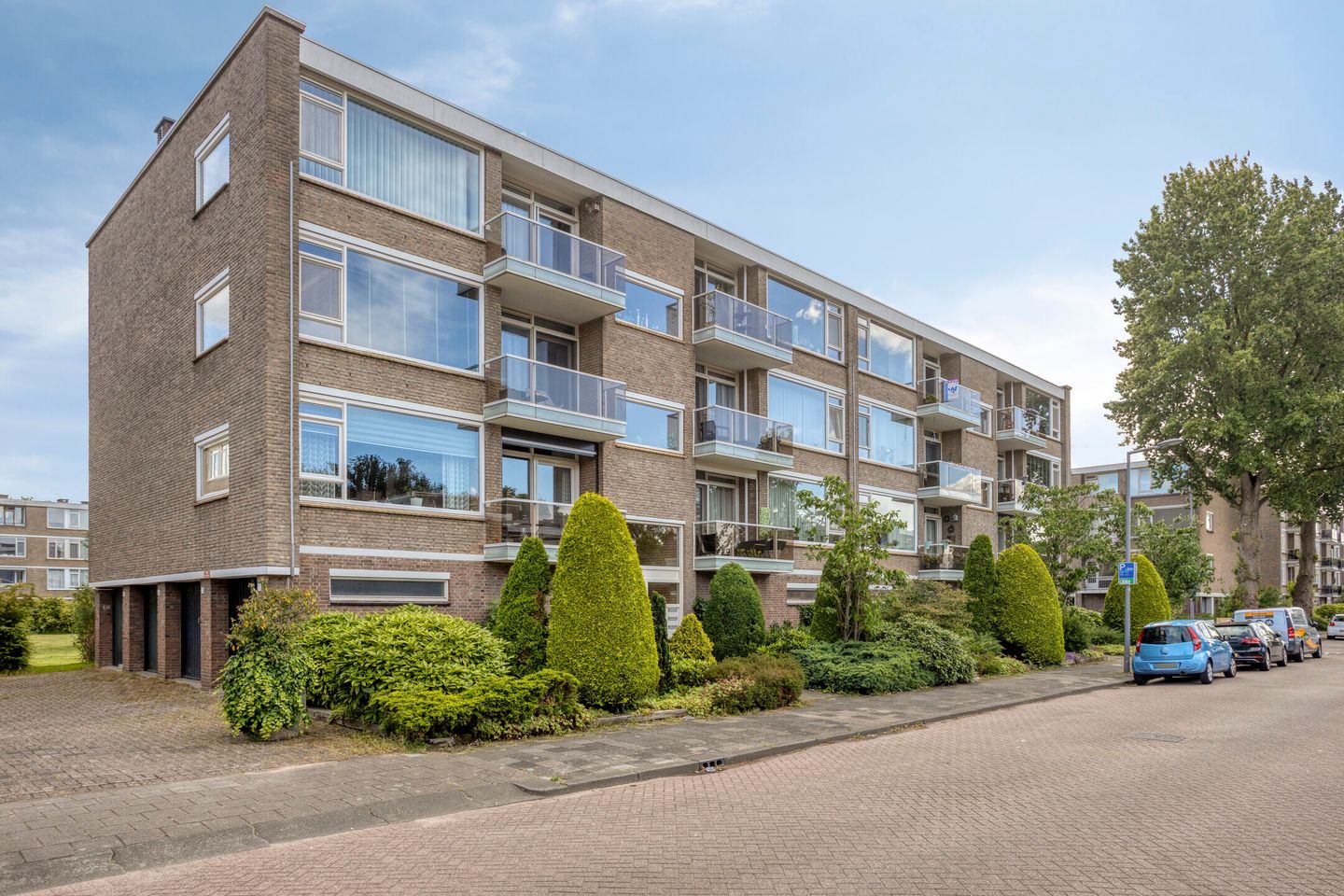 Photo 1 of Karl Marxstraat 34