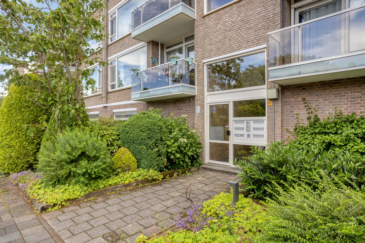 Photo 2 of Karl Marxstraat 34
