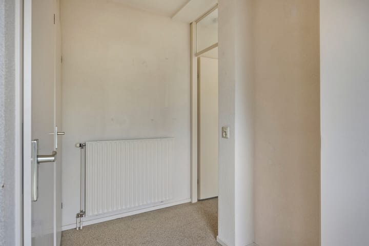 Tussenwoning te koop: Eidereend 52, Emmen
