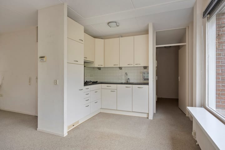 Tussenwoning te koop: Eidereend 52, Emmen