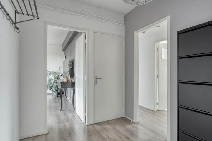 Photo 4 of Karl Marxstraat 34