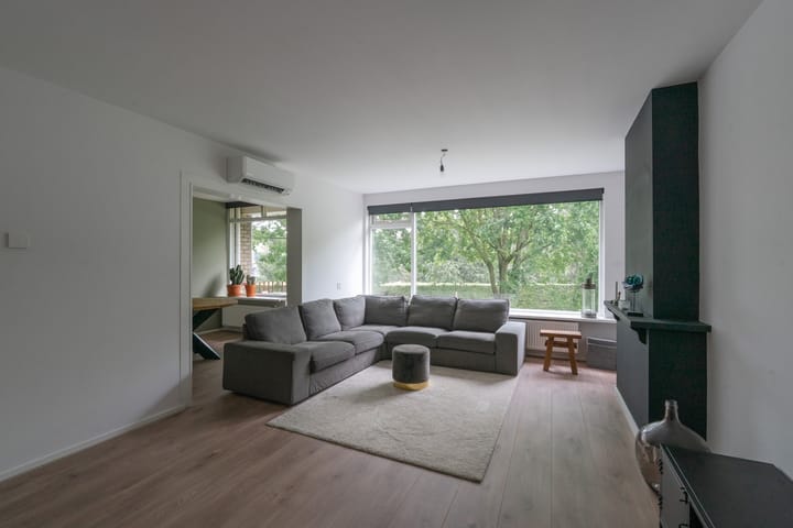Photo 4 of Stadswal 24-B