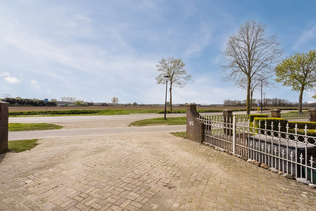 Photo 2 of Groeningsestraat 58