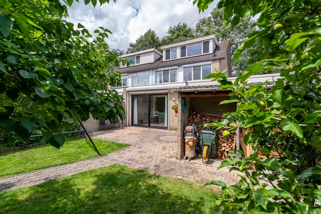 Foto 43 van Albert Schweitzerstraat 3