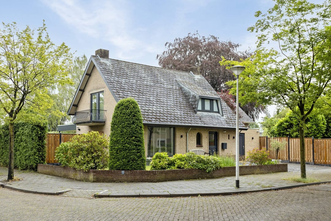 Foto 1 van Bremlaan 1