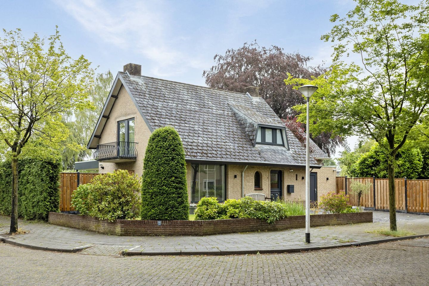 Photo 1 of Bremlaan 1