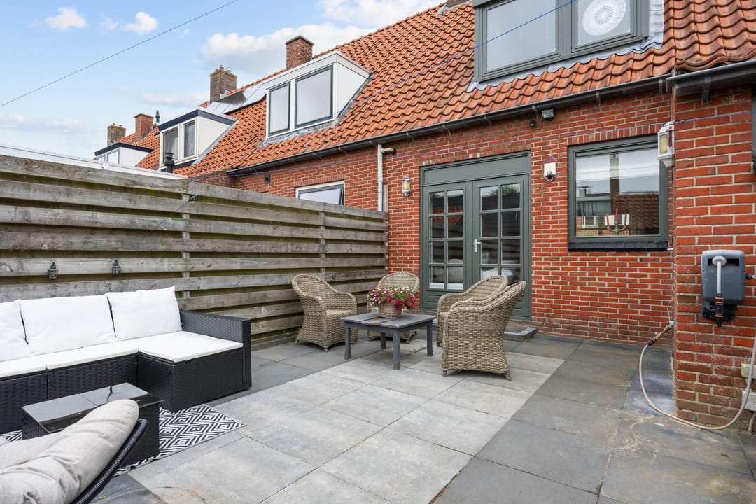Photo 31 of Professor Schotanusstraat 9