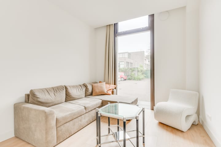 Appartement te koop: Kennemerstraatweg 21T, Alkmaar
