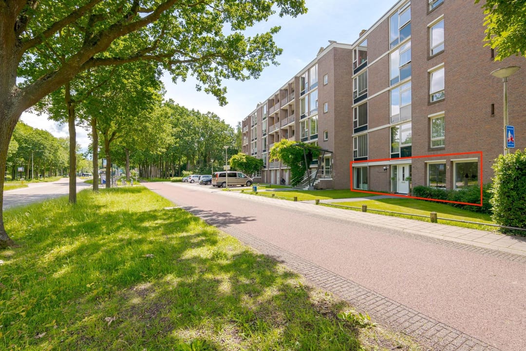 Foto 1 van Ten Oeverstraat 128