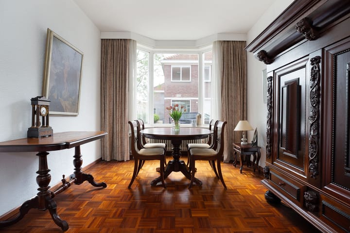 Tussenwoning te koop: Van Heutszstraat 54, Tilburg